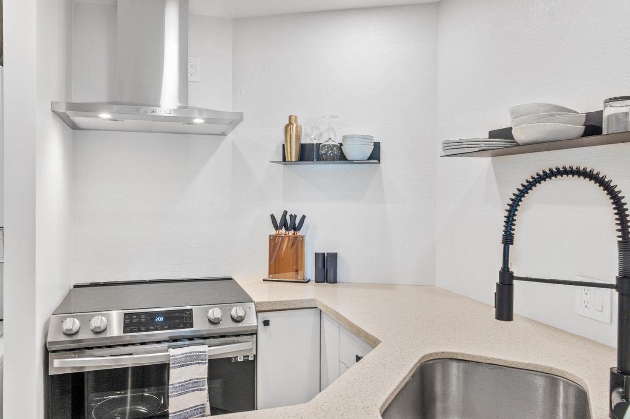 Downtown Luxury 1Br Coal Harbour Vancouver Exterior foto