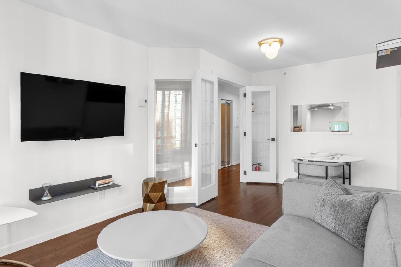 Downtown Luxury 1Br Coal Harbour Vancouver Exterior foto