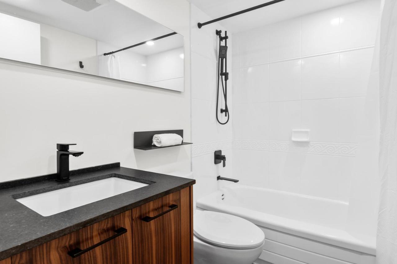 Downtown Luxury 1Br Coal Harbour Vancouver Exterior foto